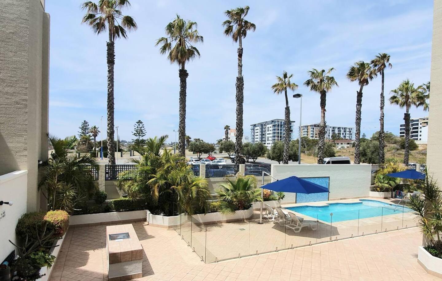 Sandcastles Beachfront Luxury Retreat Apartment بيرث المظهر الخارجي الصورة